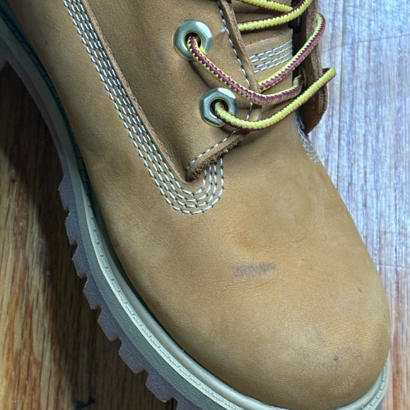 Timberland Kids Brown Lace-Up Boots - Picture 7 of 7